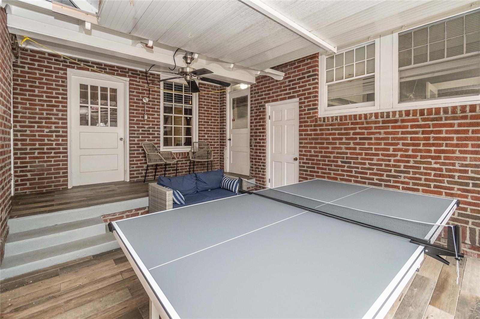 LEONARDS SUB - Residential