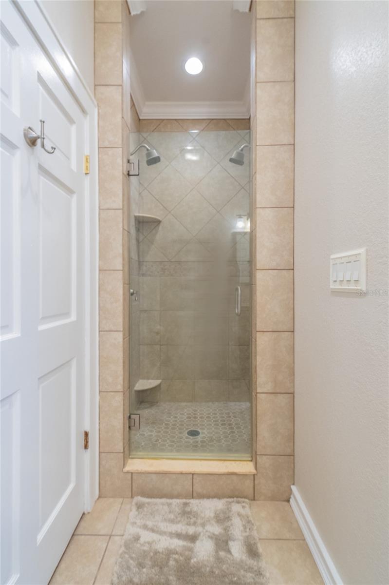 LEONARDS SUB - Residential