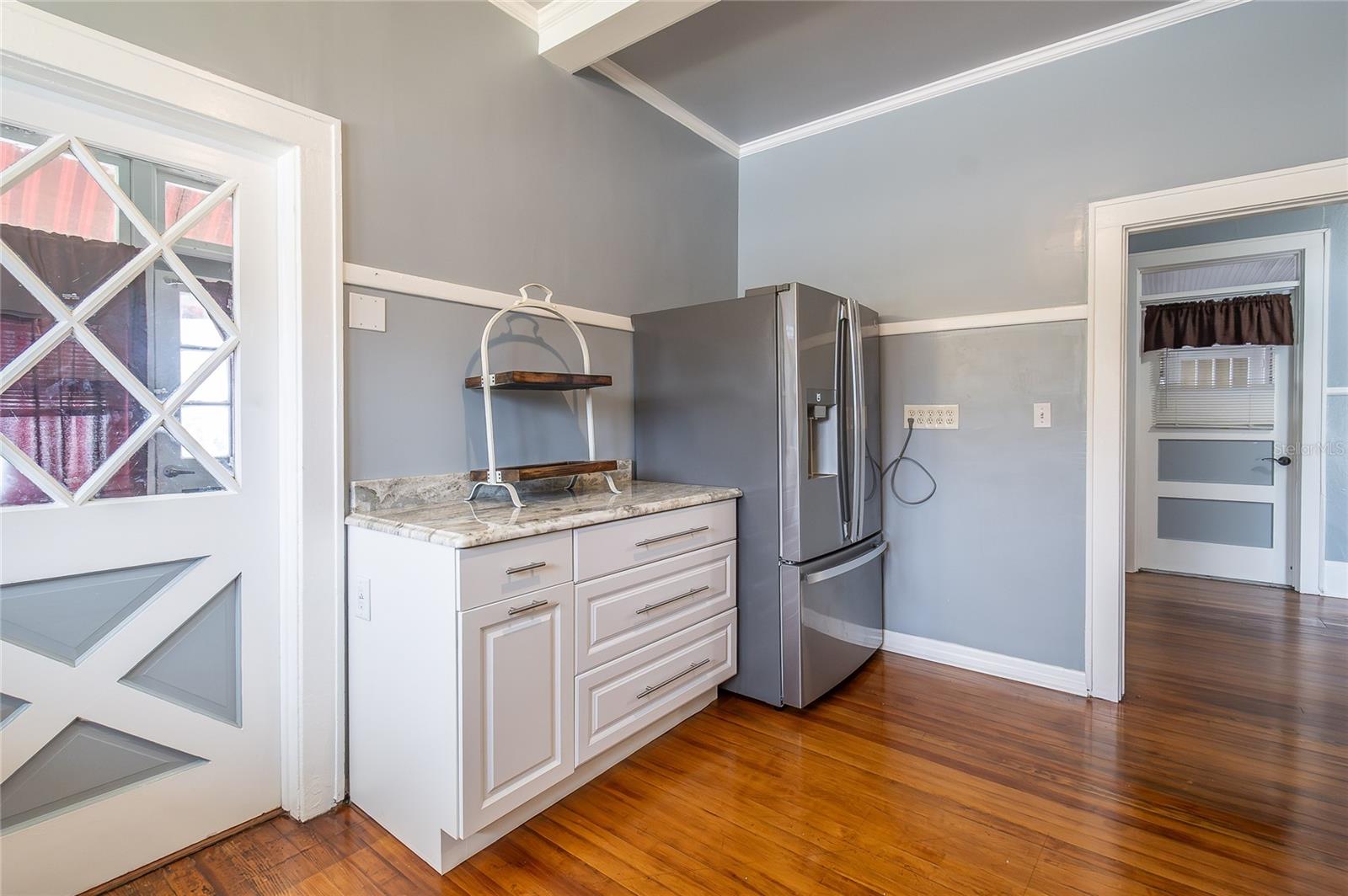 LEONARDS SUB - Residential