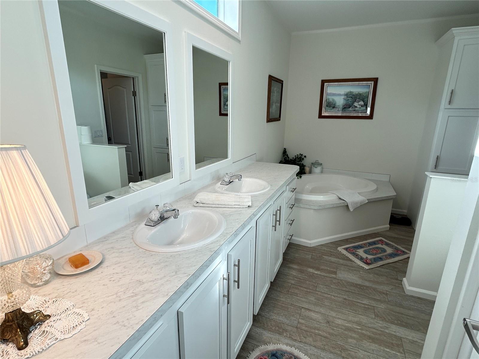 VENETIAN VILL REV - Residential