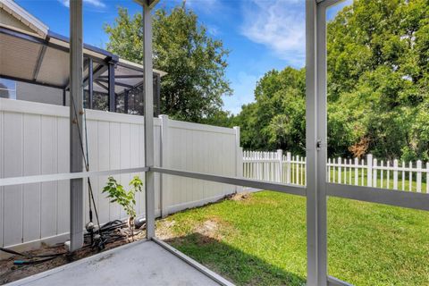 A home in LAKELAND