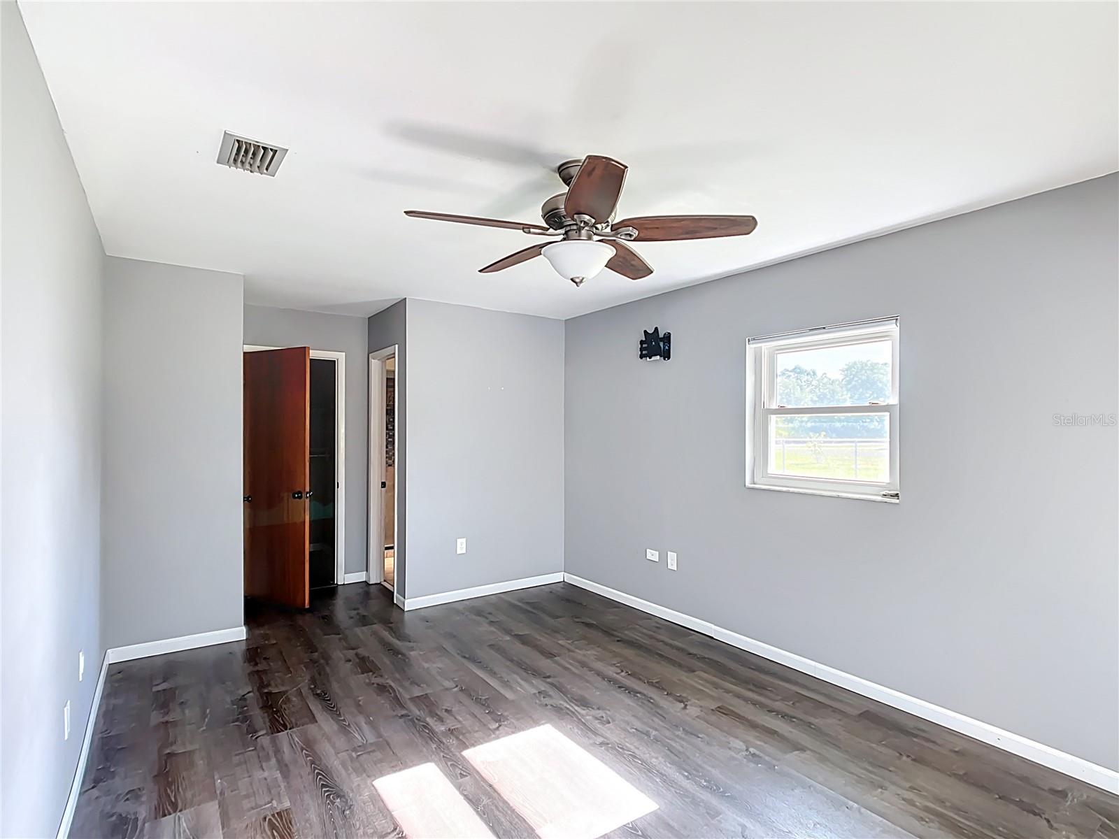 INDIAN LAKE ESTATES - Residential