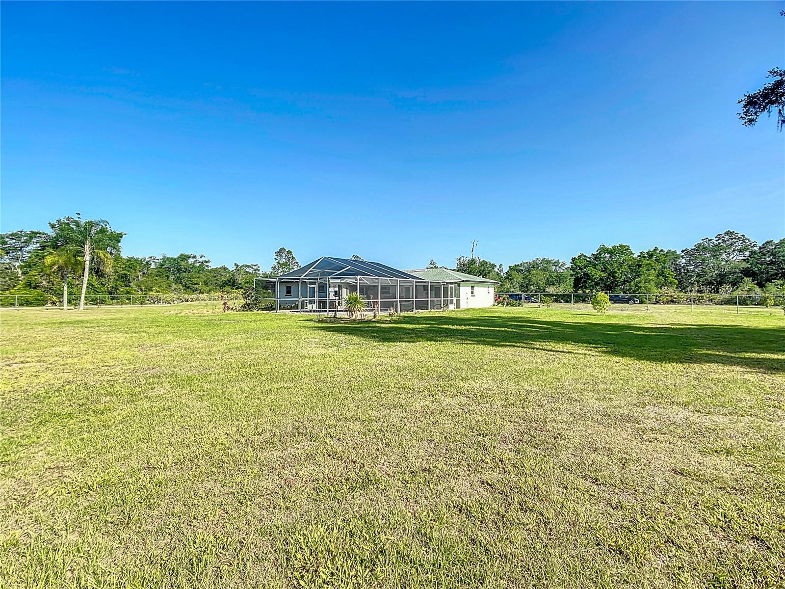 3221 GRANADA DRIVE