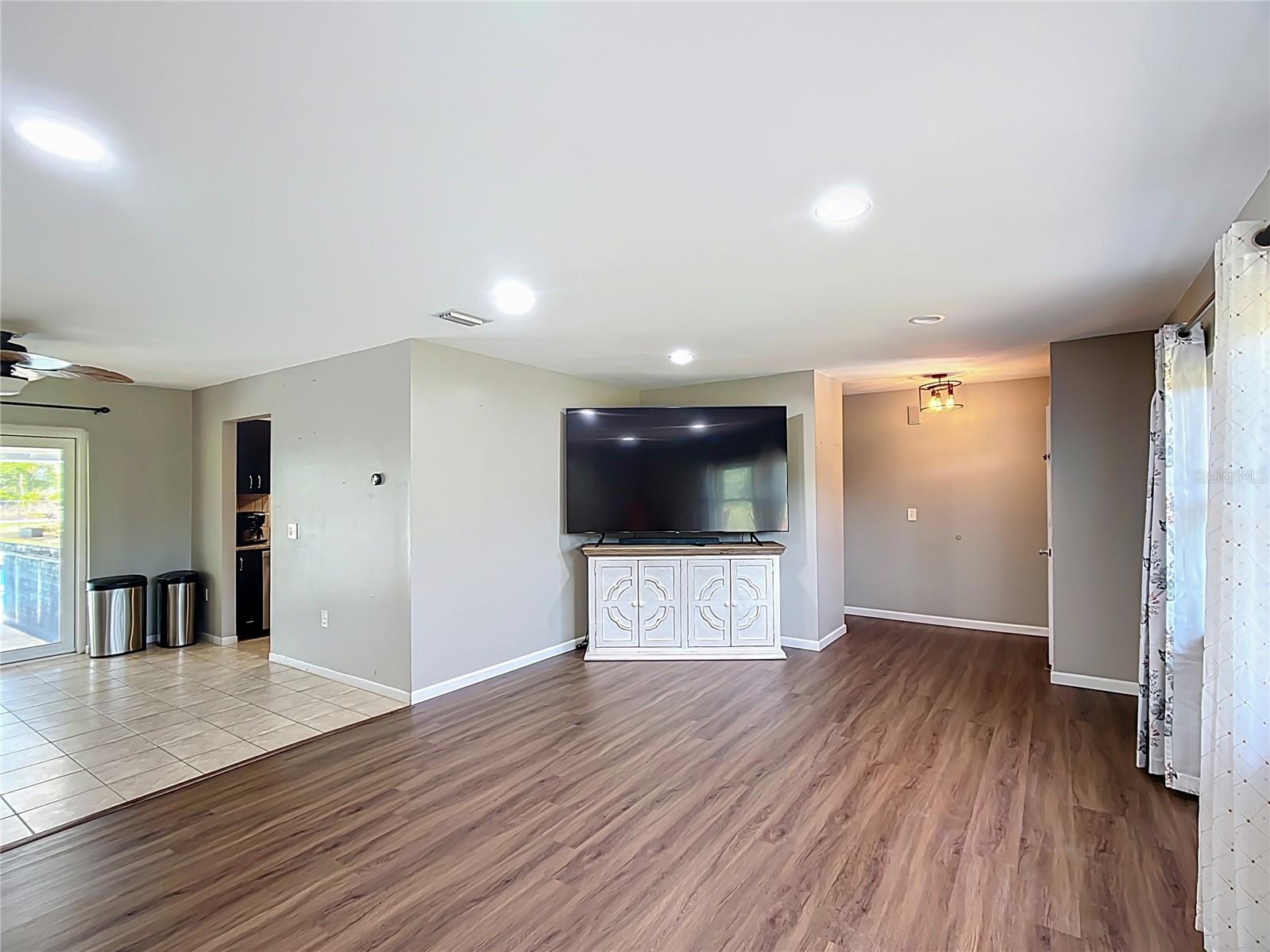 INDIAN LAKE ESTATES - Residential