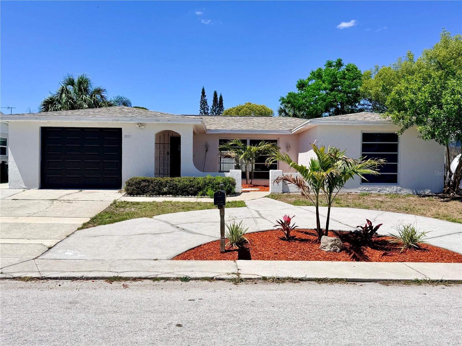 REGENCY PARK - Residential