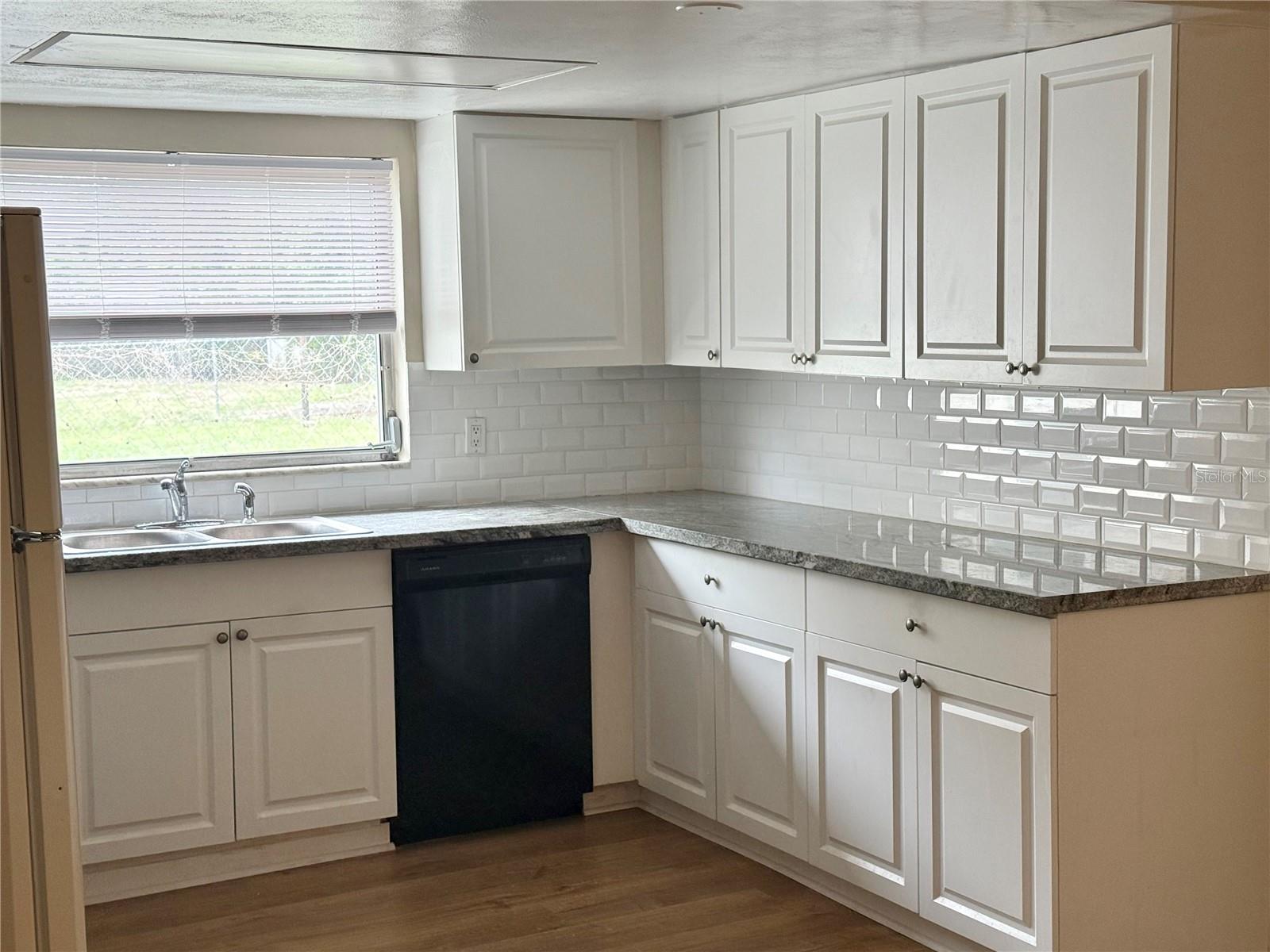 REGENCY PARK - Residential