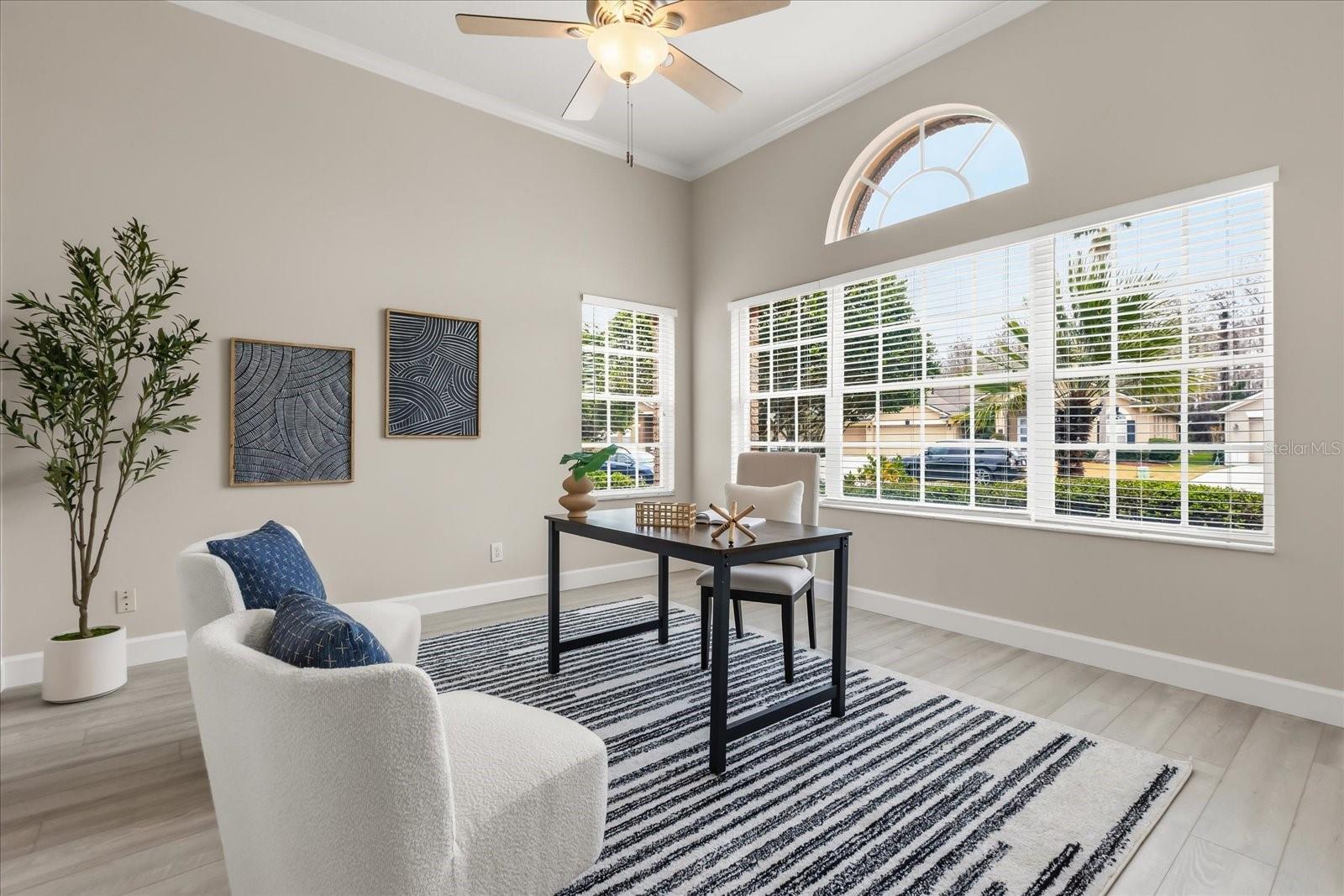 KINGS POINTE - Residential