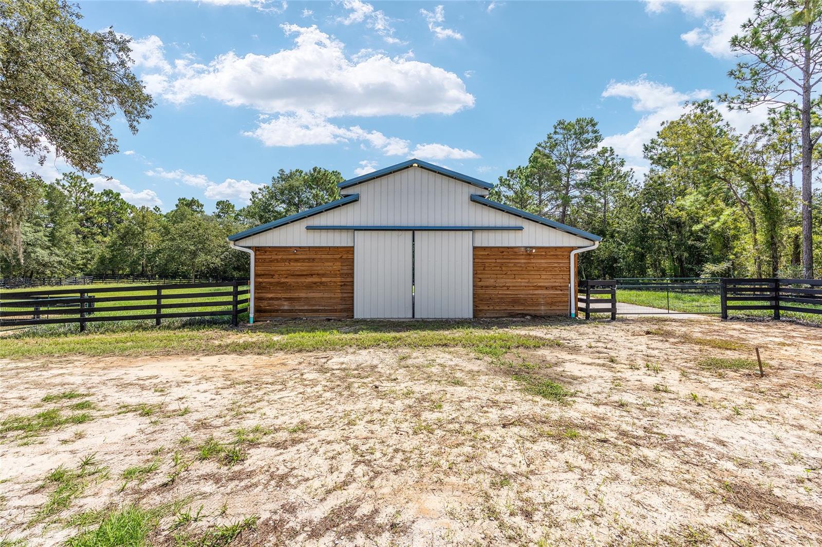 PINE RIDGE FARMS - Residential