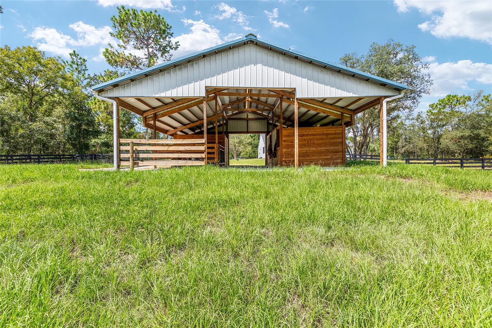 PINE RIDGE FARMS - Residential