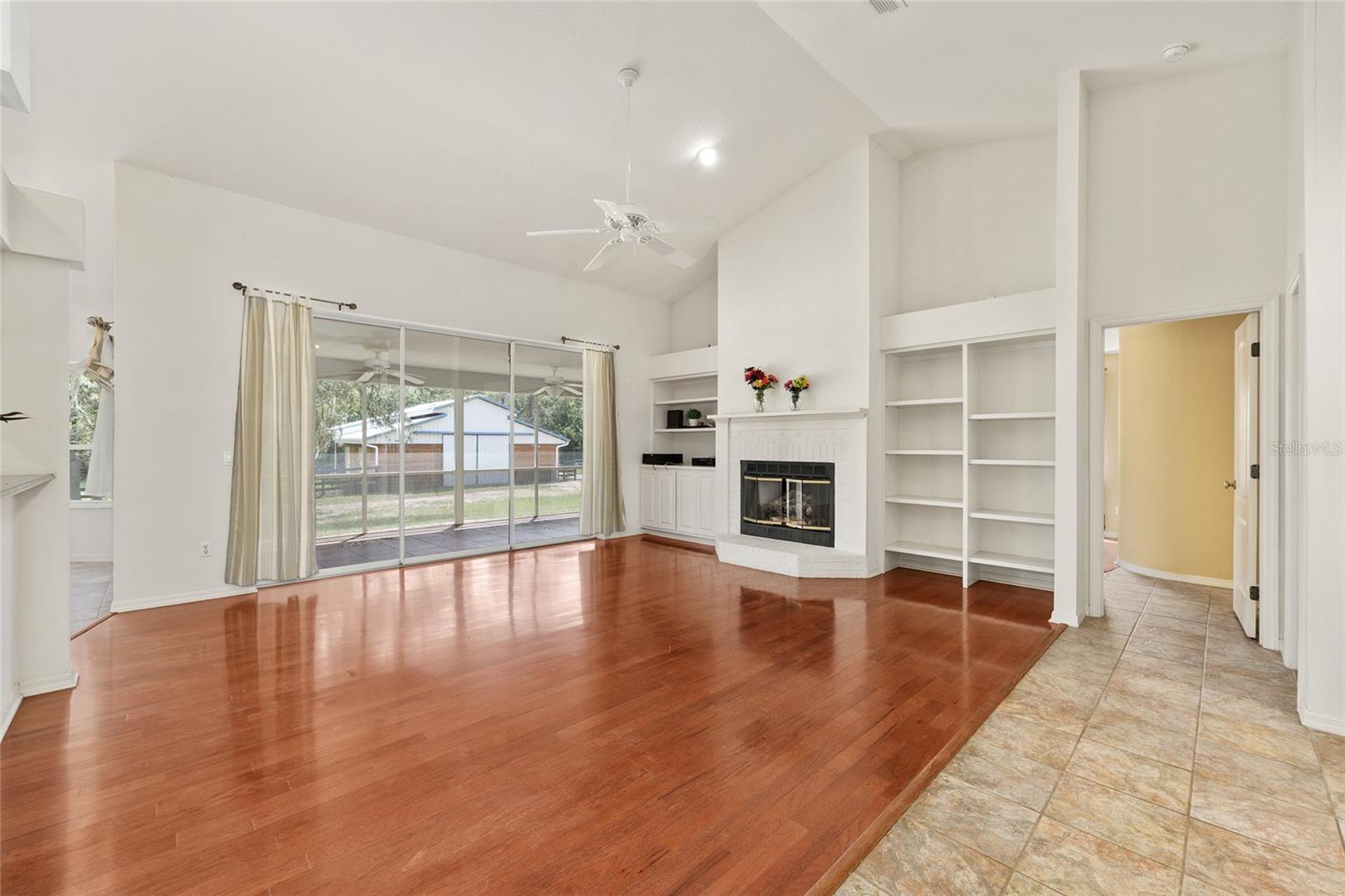 PINE RIDGE FARMS - Residential