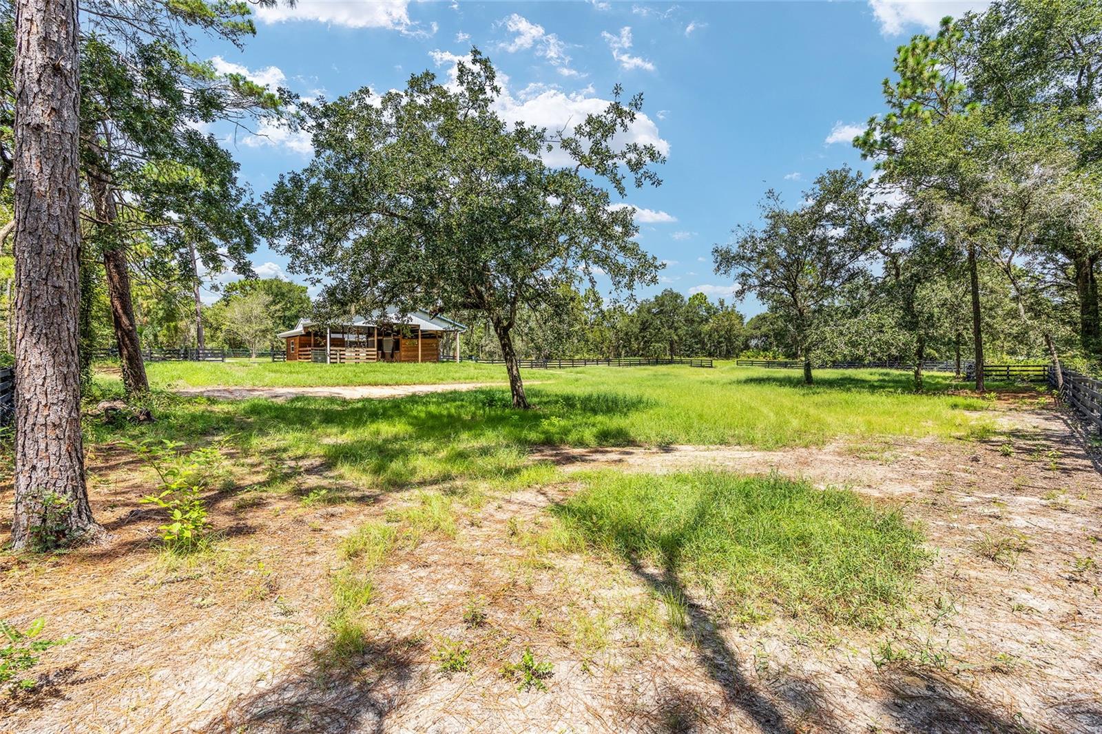 PINE RIDGE FARMS - Residential