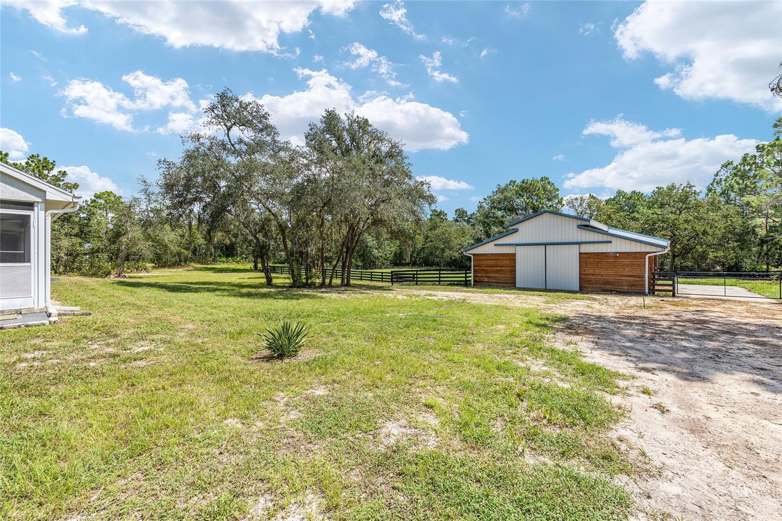 PINE RIDGE FARMS - Residential
