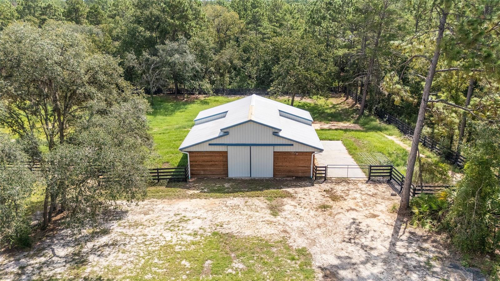 PINE RIDGE FARMS - Residential