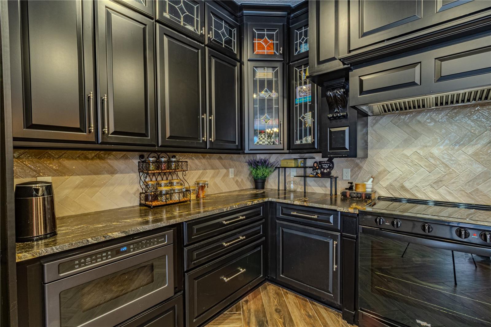 AVALON PARK VILLAGE 04 B-K - Residential