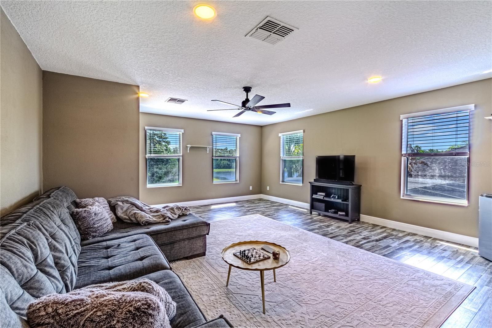 AVALON PARK VILLAGE 04 B-K - Residential