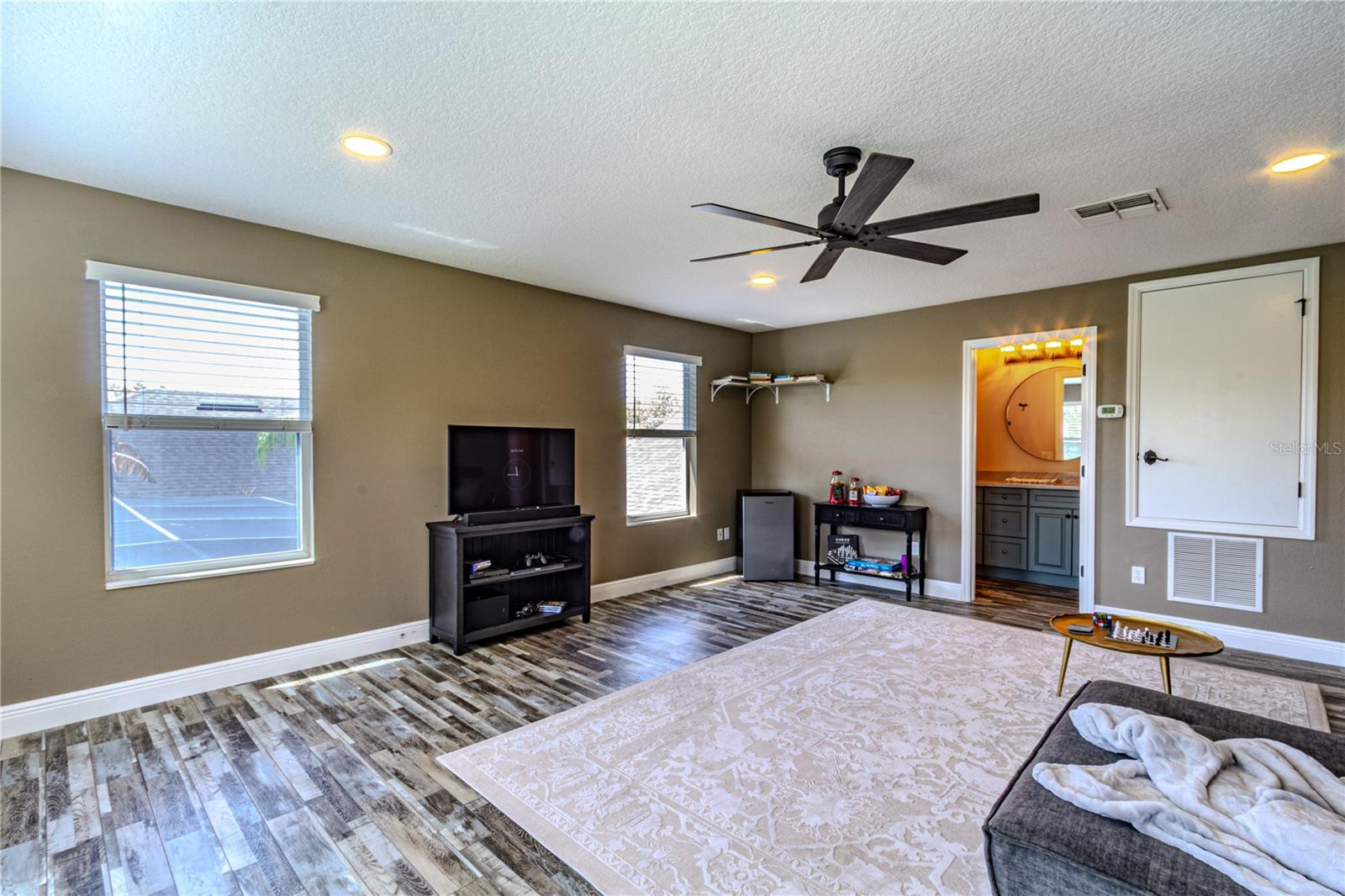 AVALON PARK VILLAGE 04 B-K - Residential