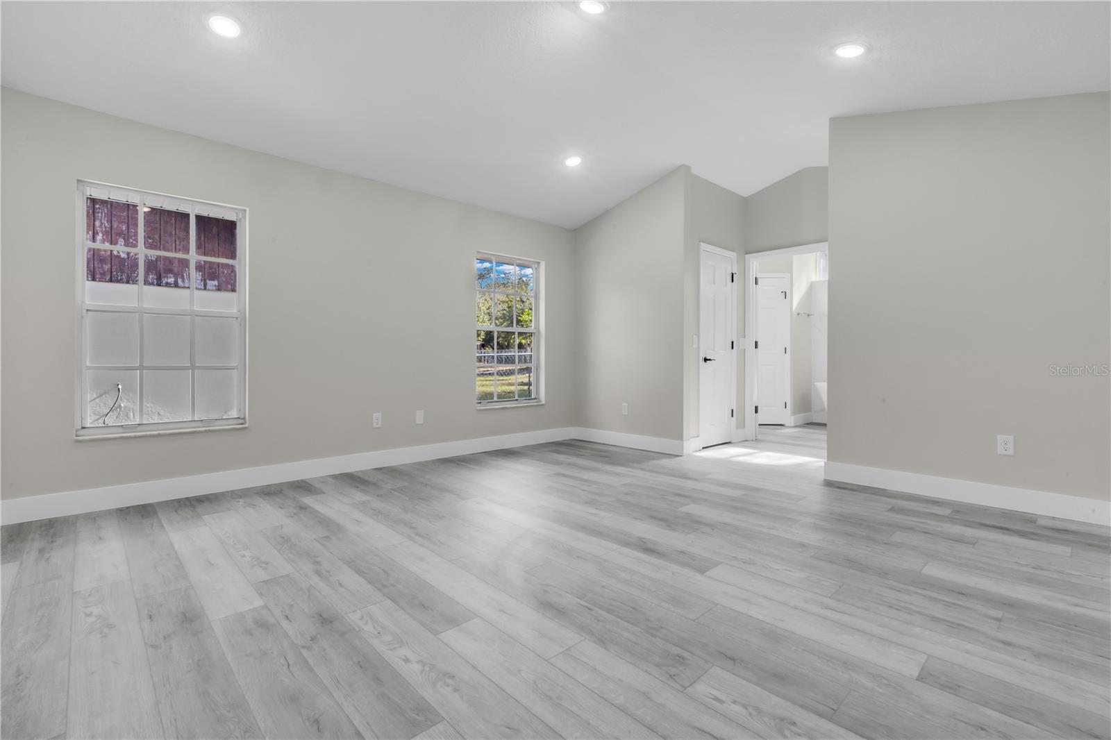 DELTONA LAKES UNIT 43 - Residential