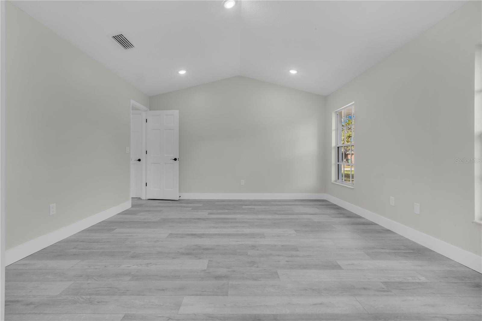 DELTONA LAKES UNIT 43 - Residential