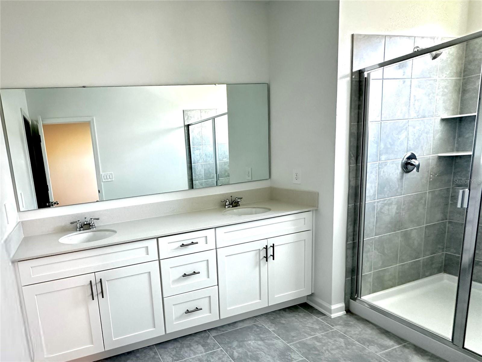 LAKE WILSON RESERVE 22 TH - Residential Lease