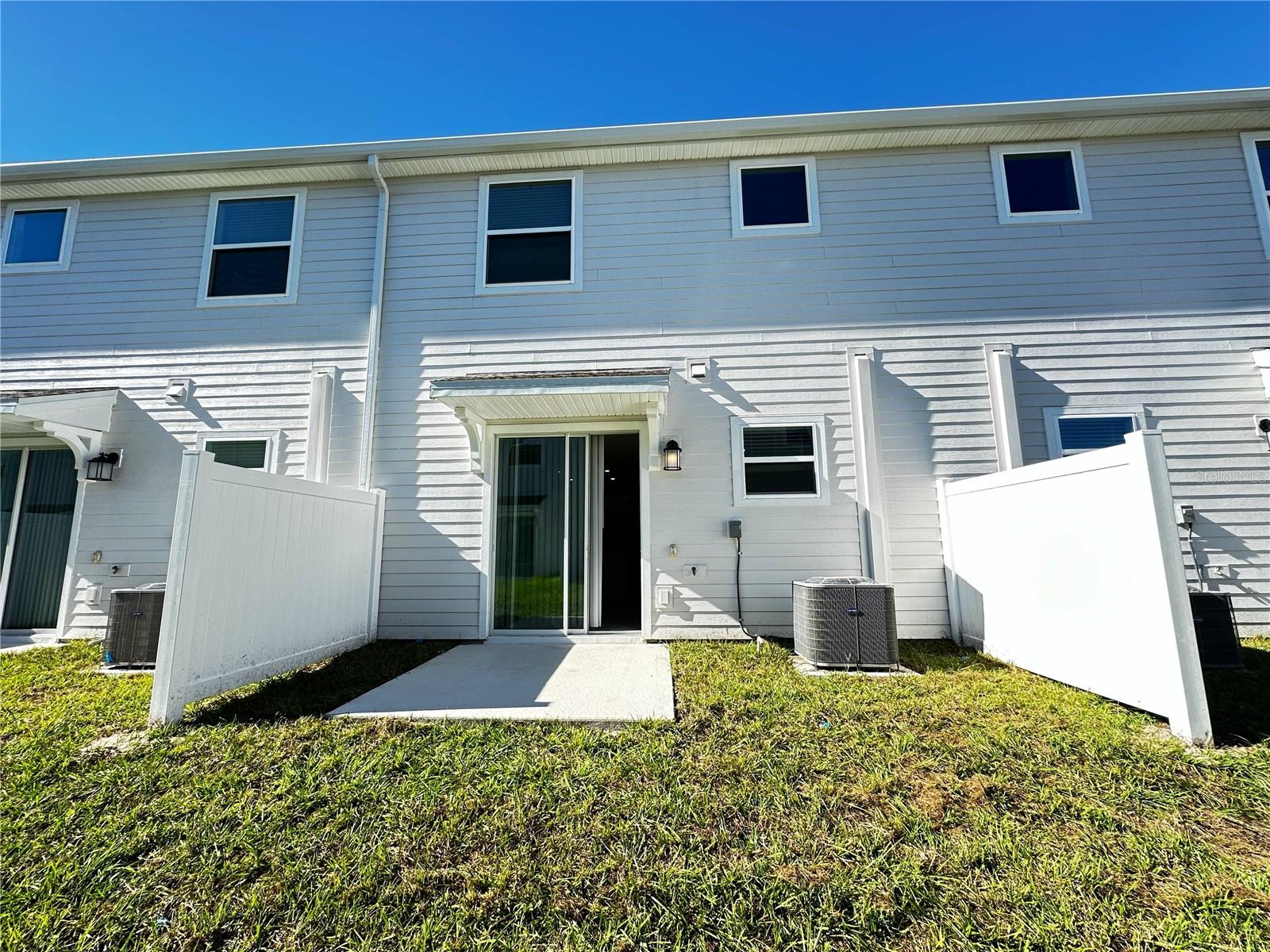 LAKE WILSON RESERVE 22 TH - Residential Lease