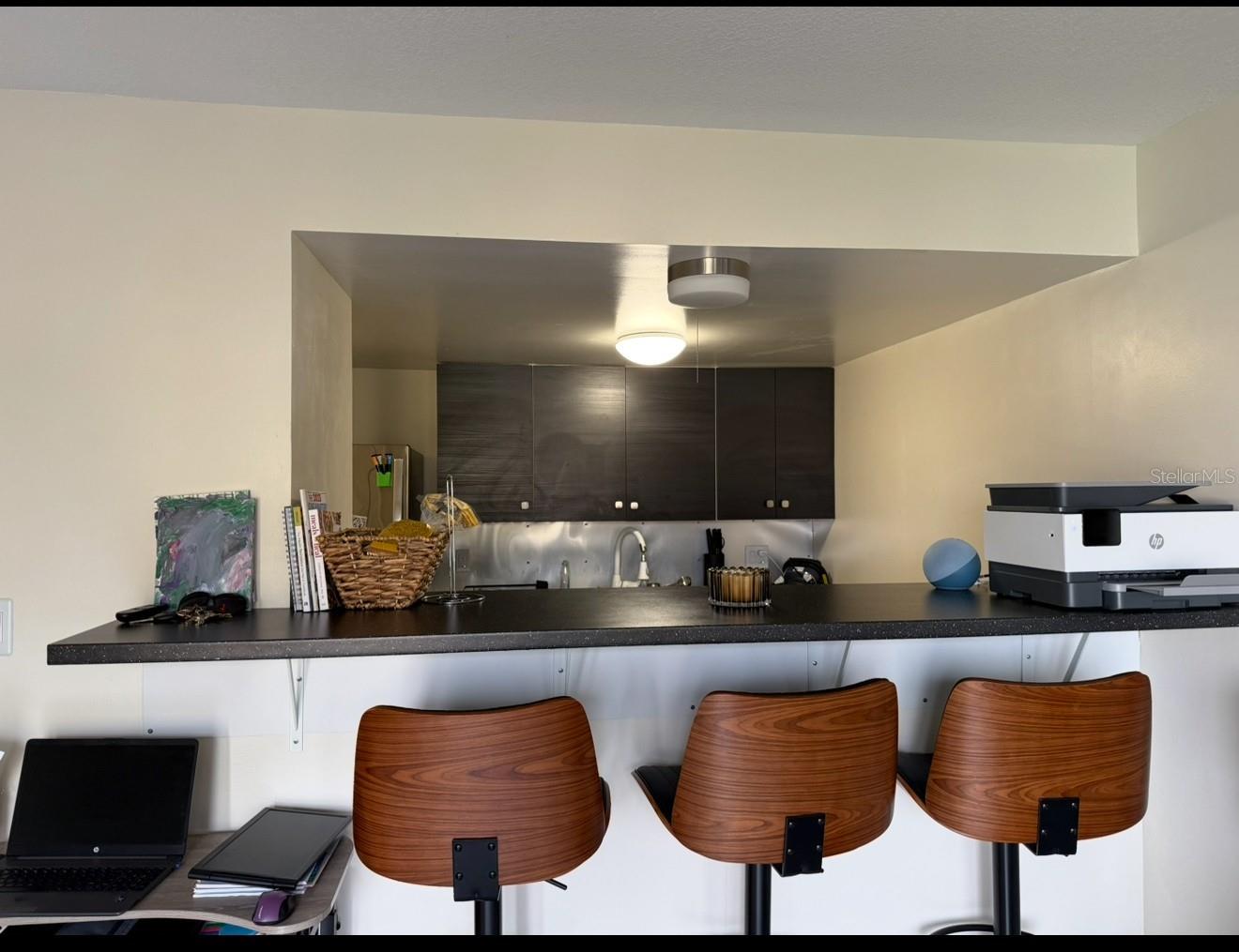 THE TAMPA RACQUET CLUB A CONDO - Residential Lease