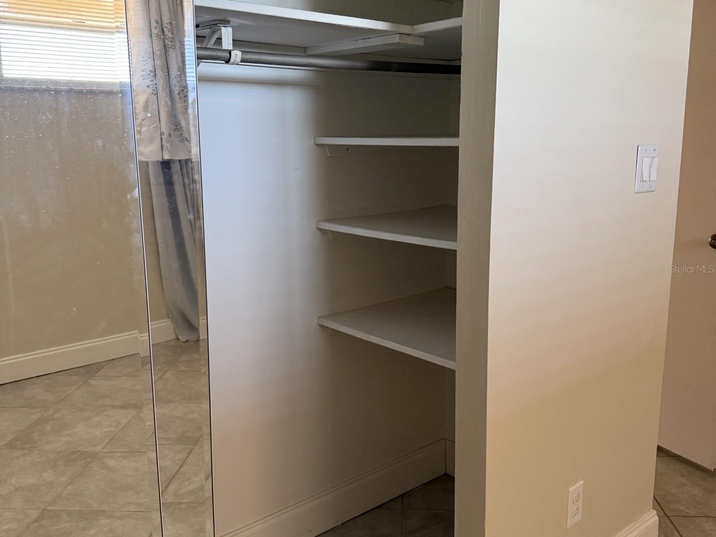 THE TAMPA RACQUET CLUB A CONDO - Residential Lease