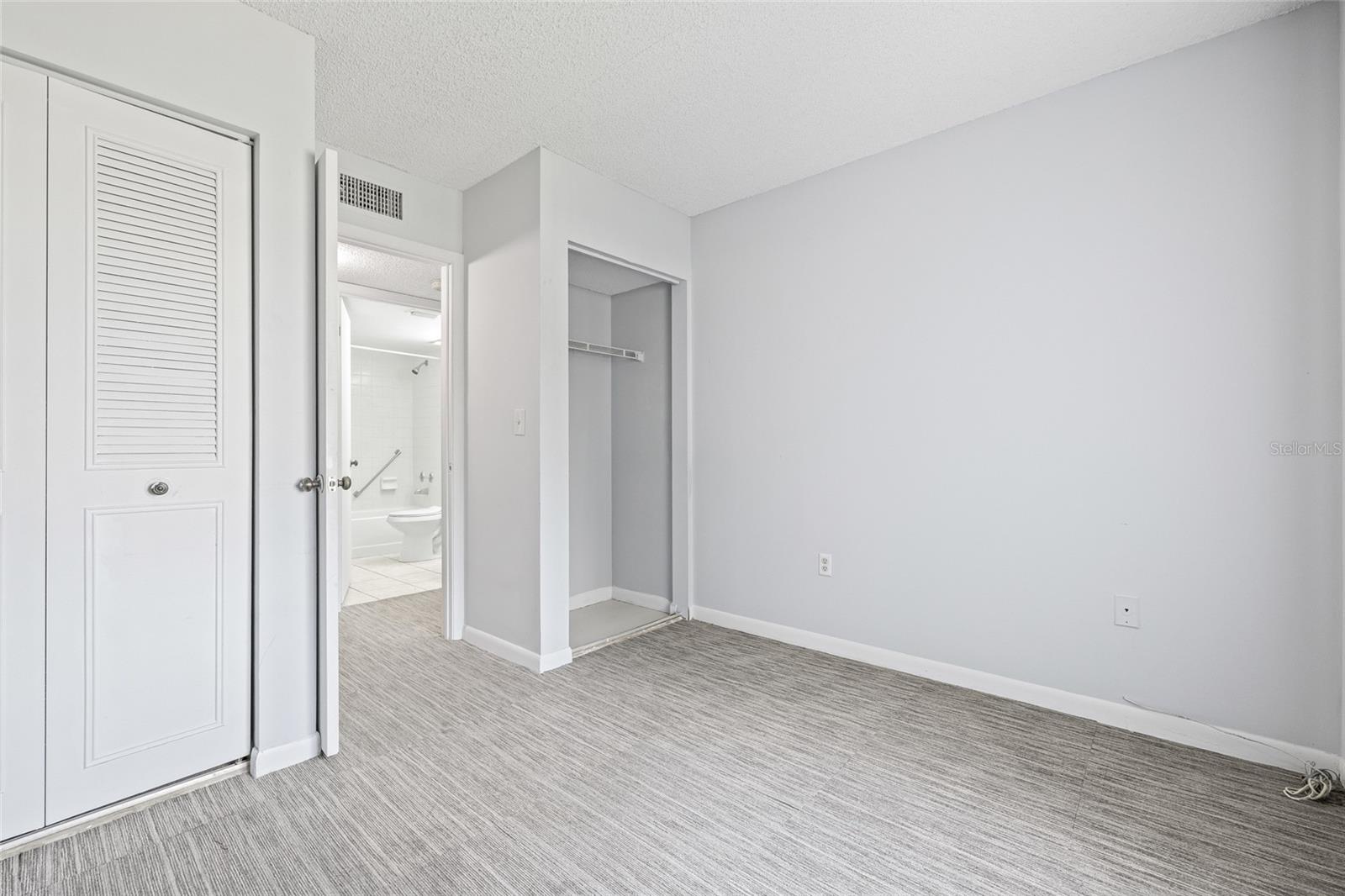 PINE RIDGE AT LAKE TARPON VILLAGE - Residential