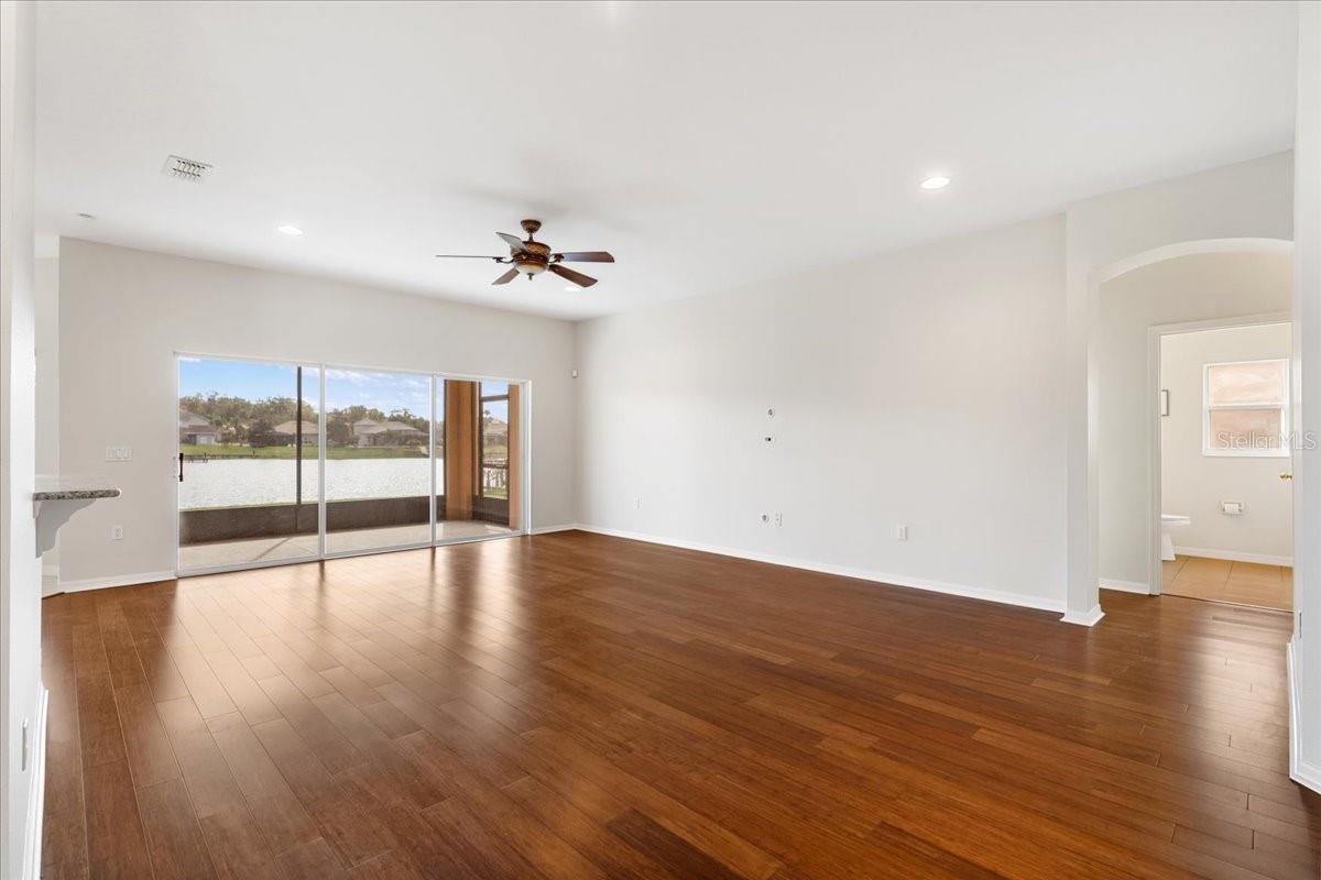 BELLALAGO PH 2N - Residential