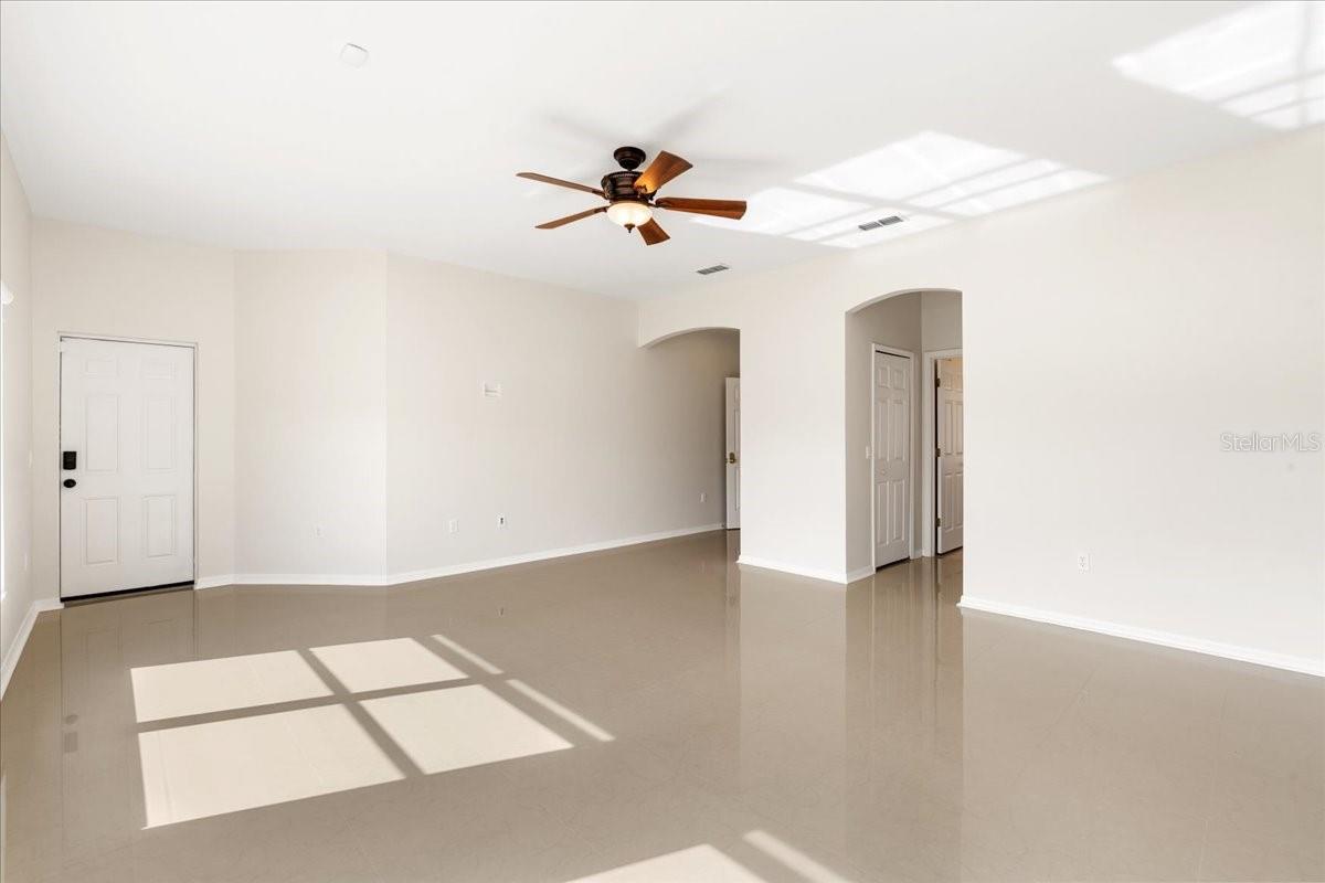 BELLALAGO PH 2N - Residential