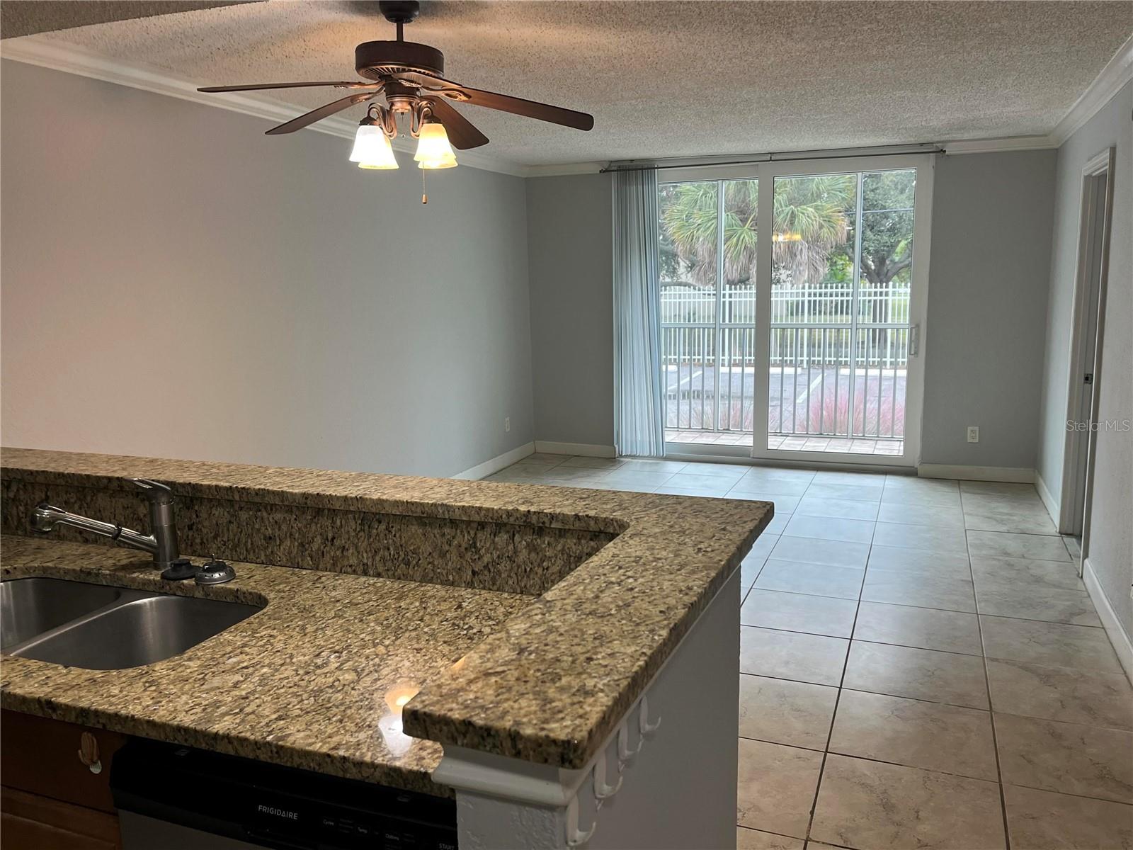 SARASOTA PALMS - Residential Lease