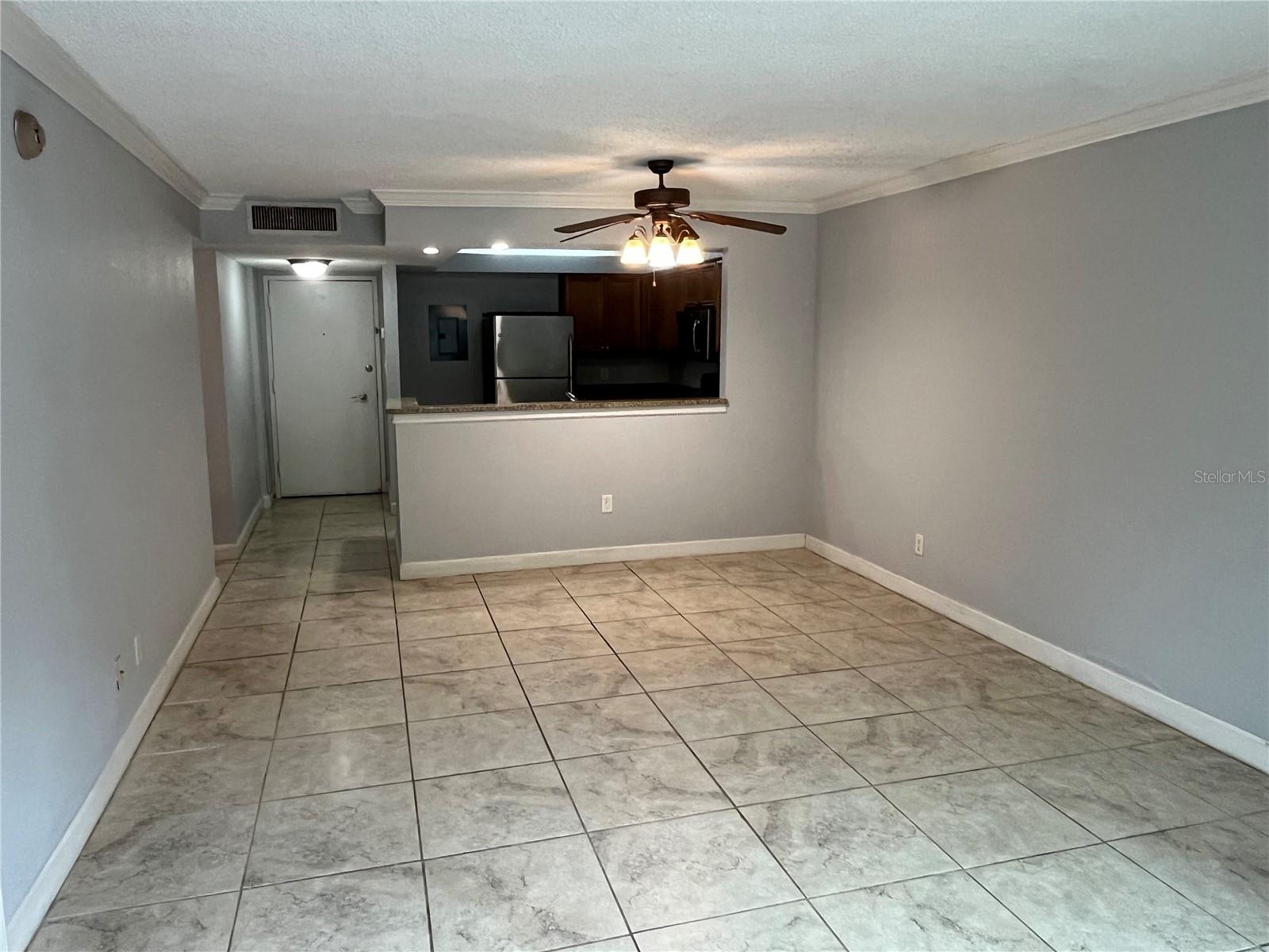 SARASOTA PALMS - Residential Lease