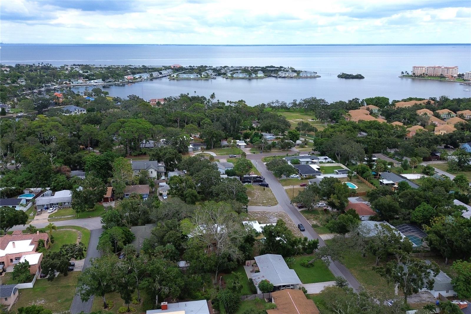 BAYOU BONITA - Residential