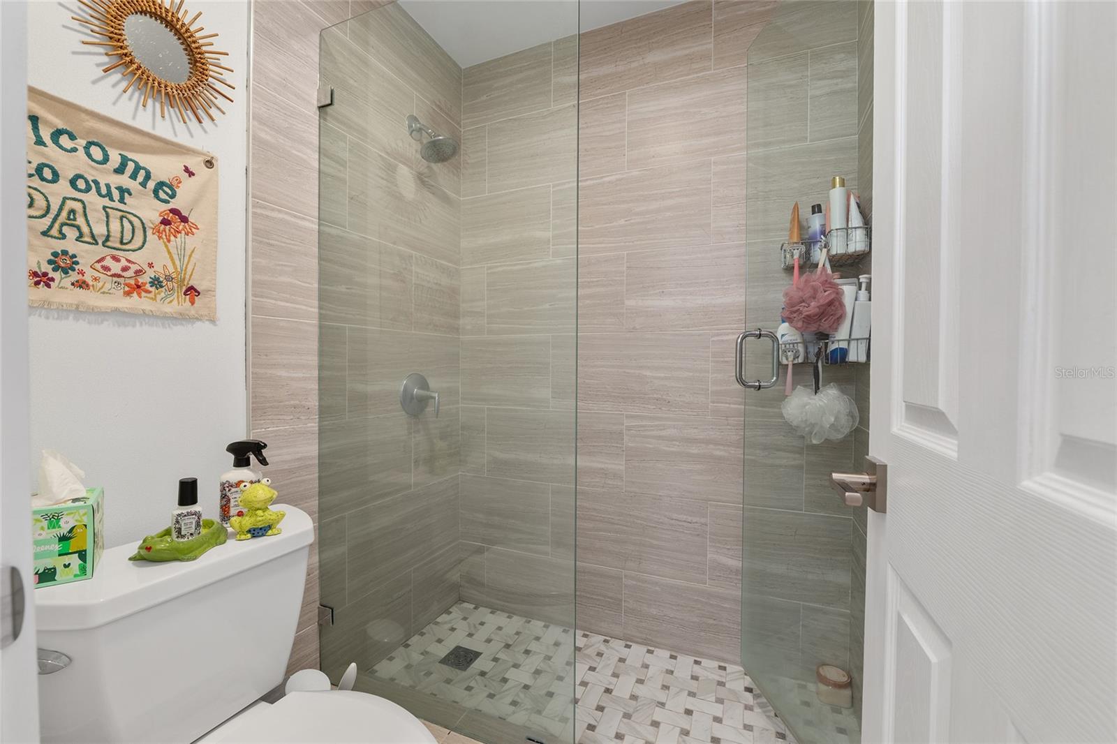 UNIVERSITY COMMONS - Residential