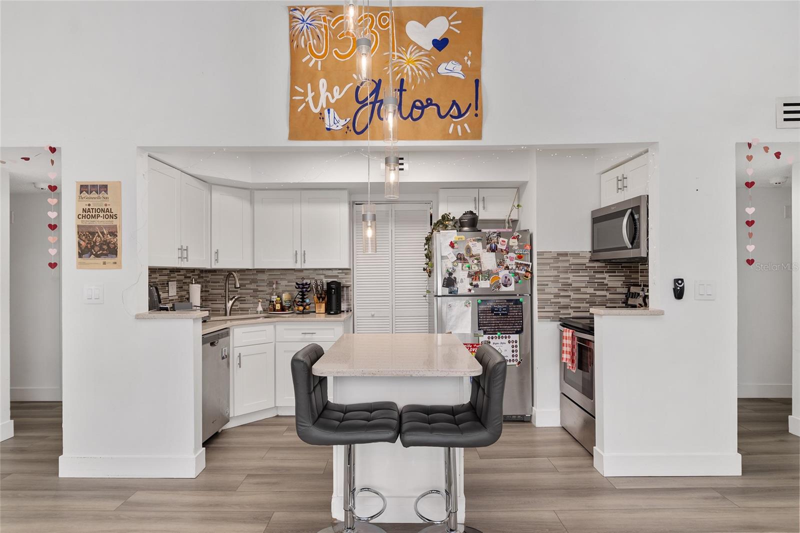 UNIVERSITY COMMONS - Residential