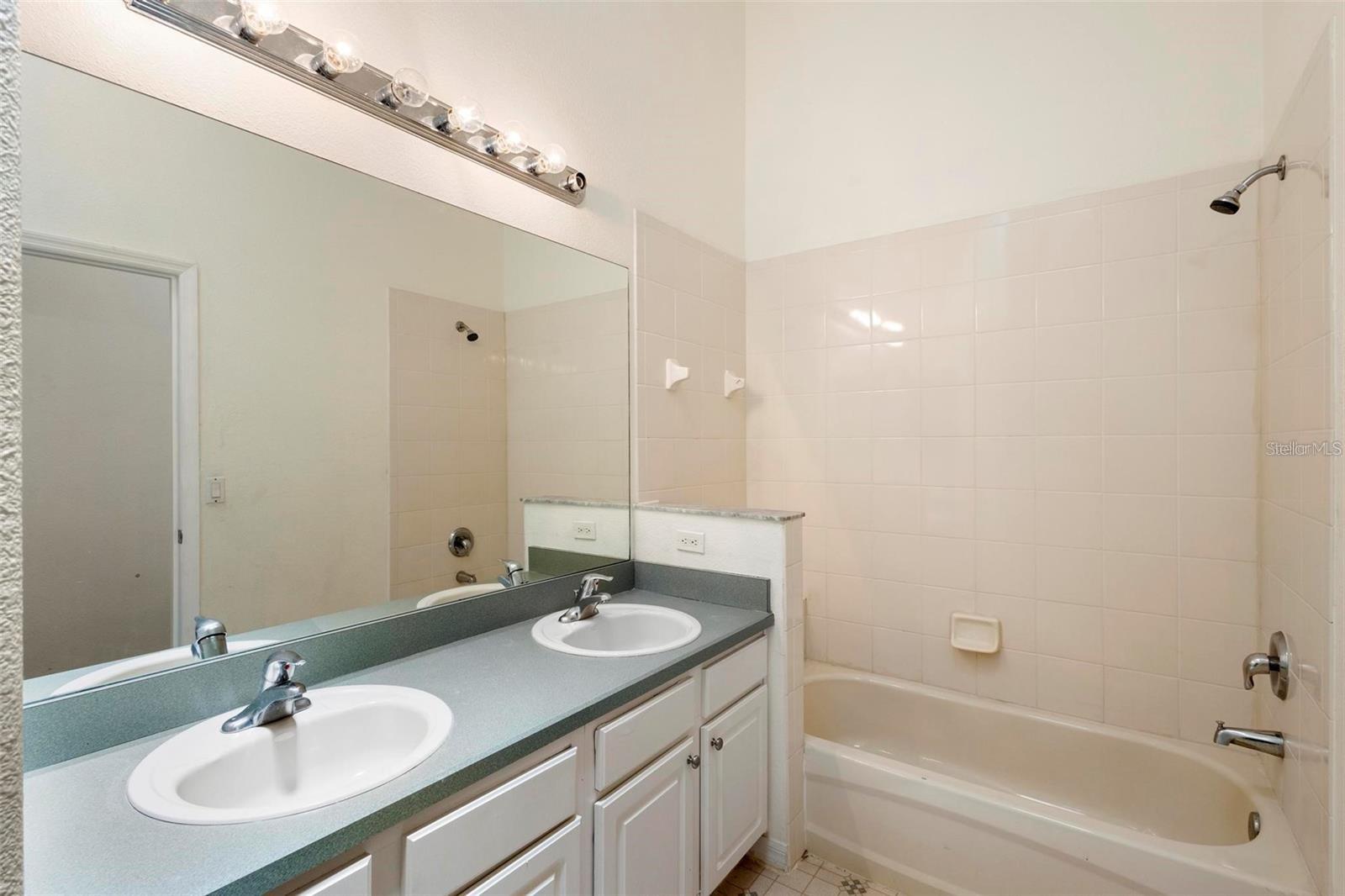 ARBOR RIDGE UNIT 03 - Residential