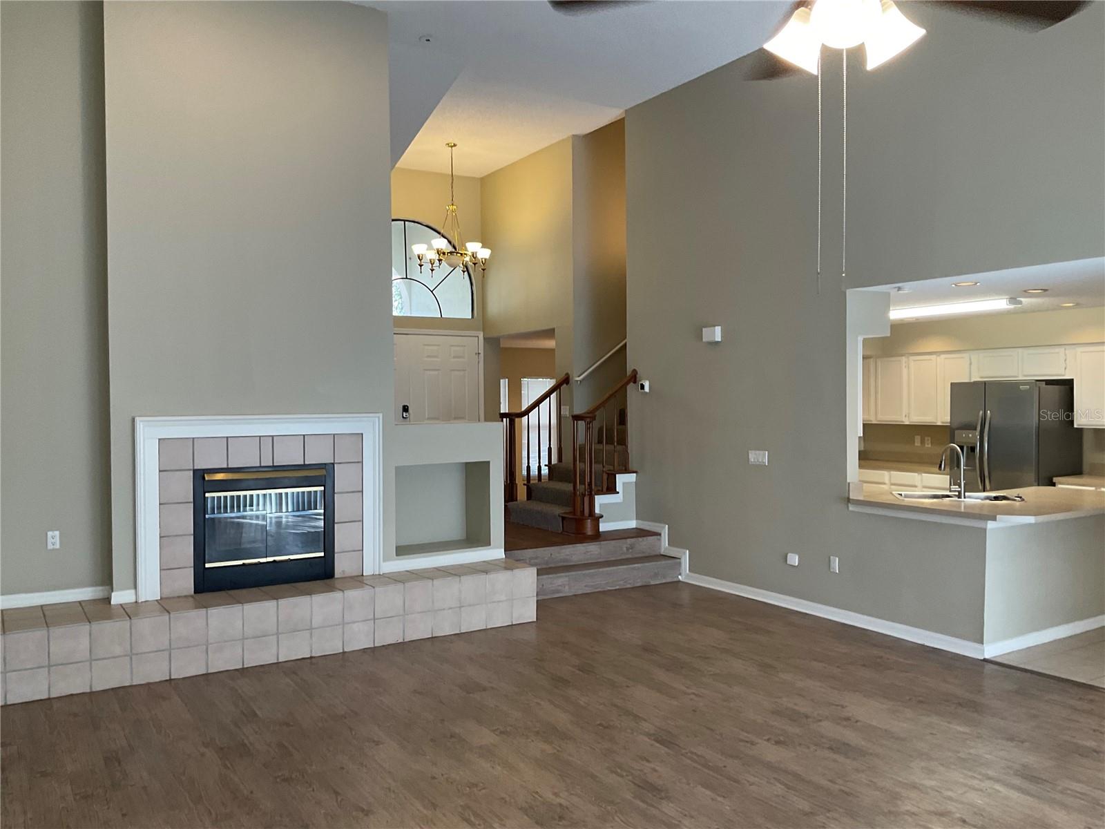 TAMPA PALMS UNIT 3C - Residential Lease