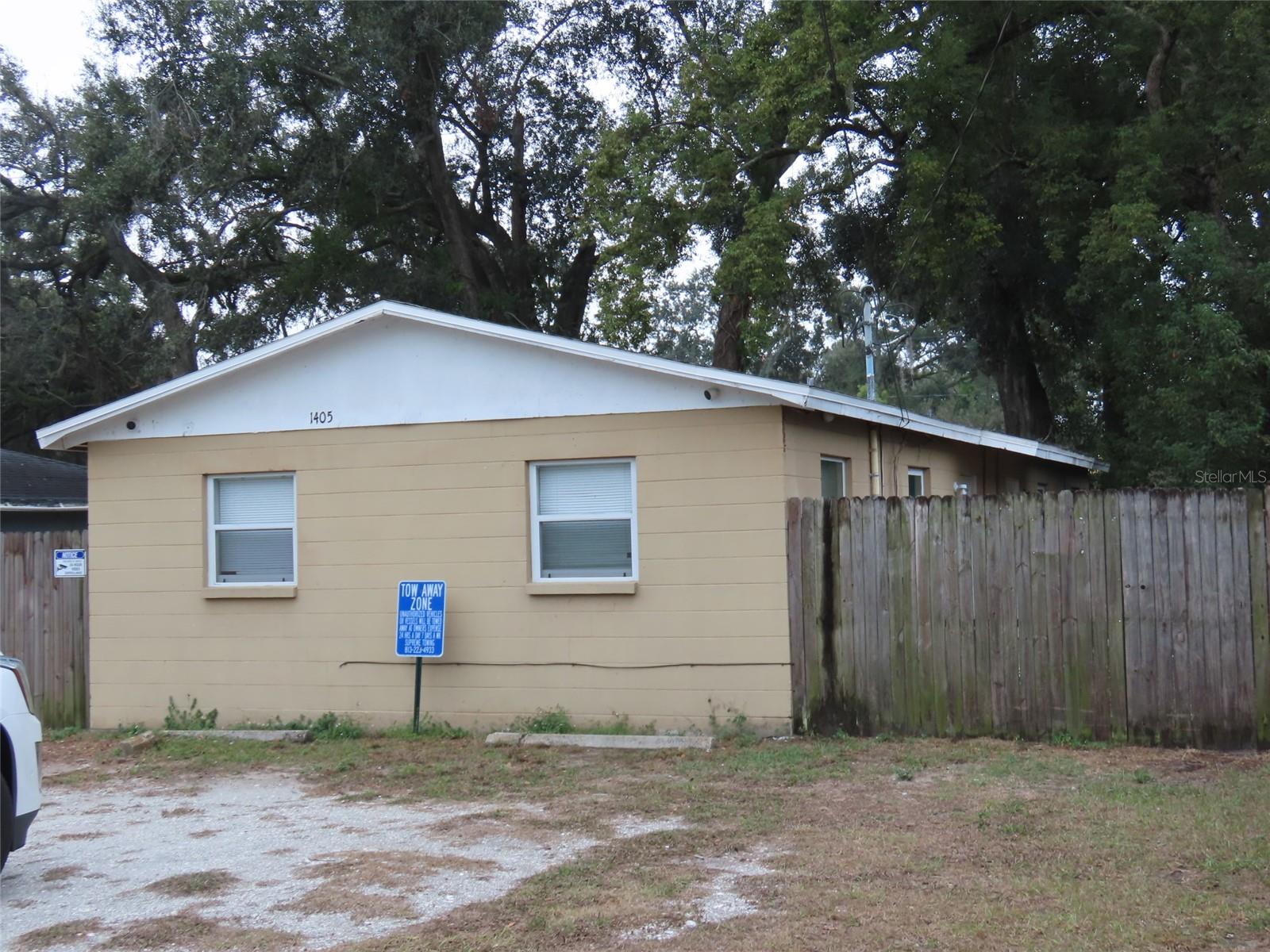 1405 E HOLLAND AVENUE A