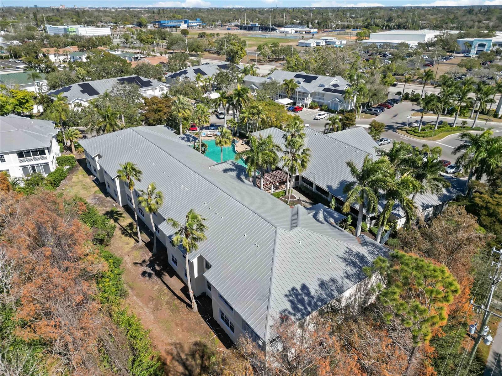 ACADEMY RESORT LODGE - Residential