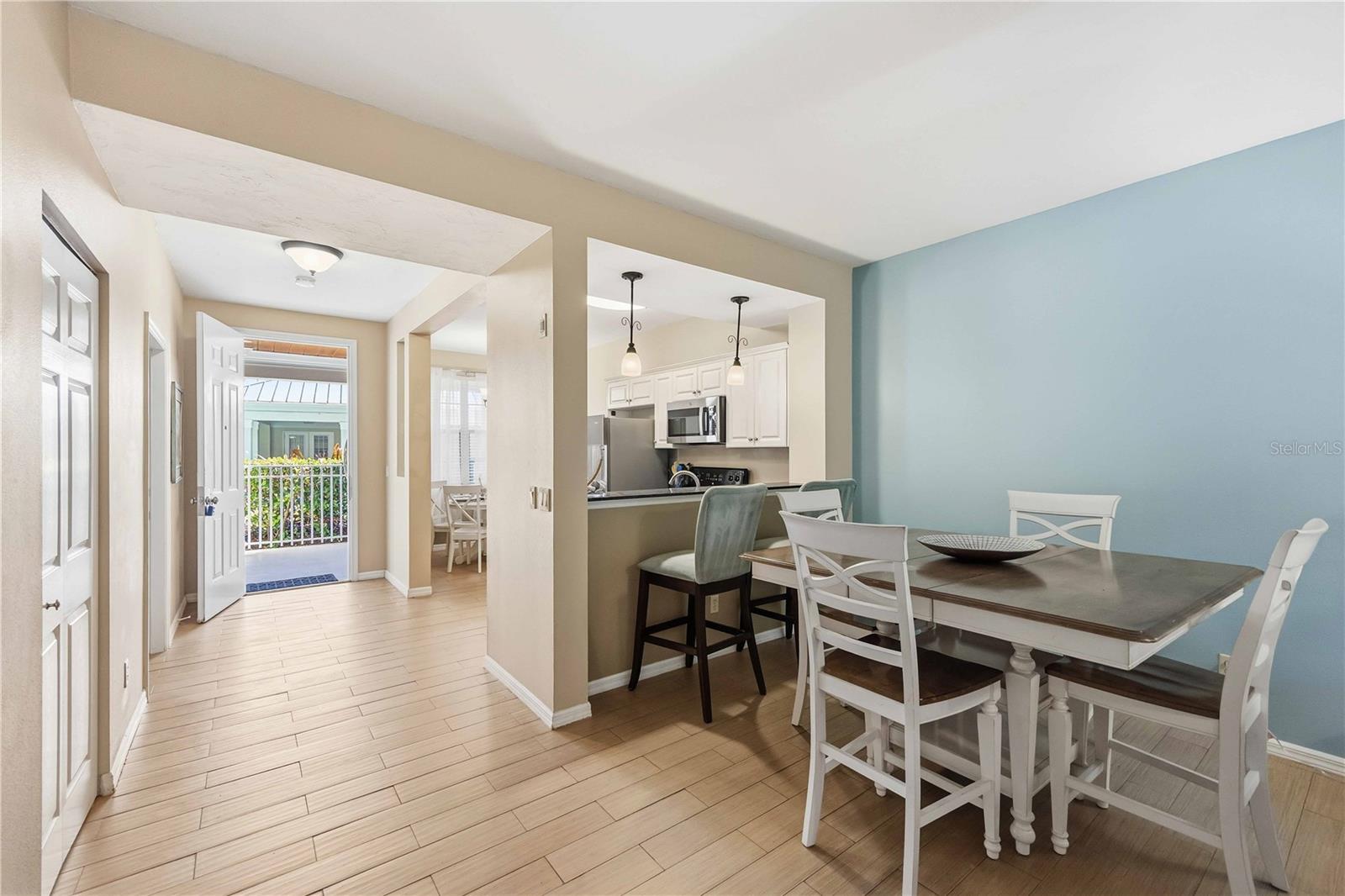 ACADEMY RESORT LODGE - Residential