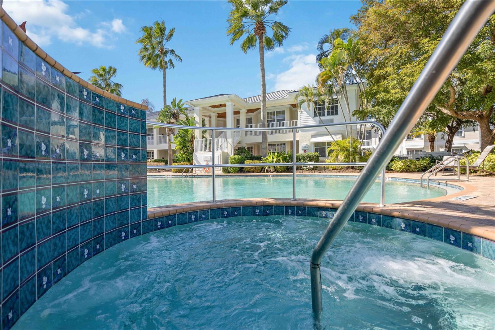 ACADEMY RESORT LODGE - Residential