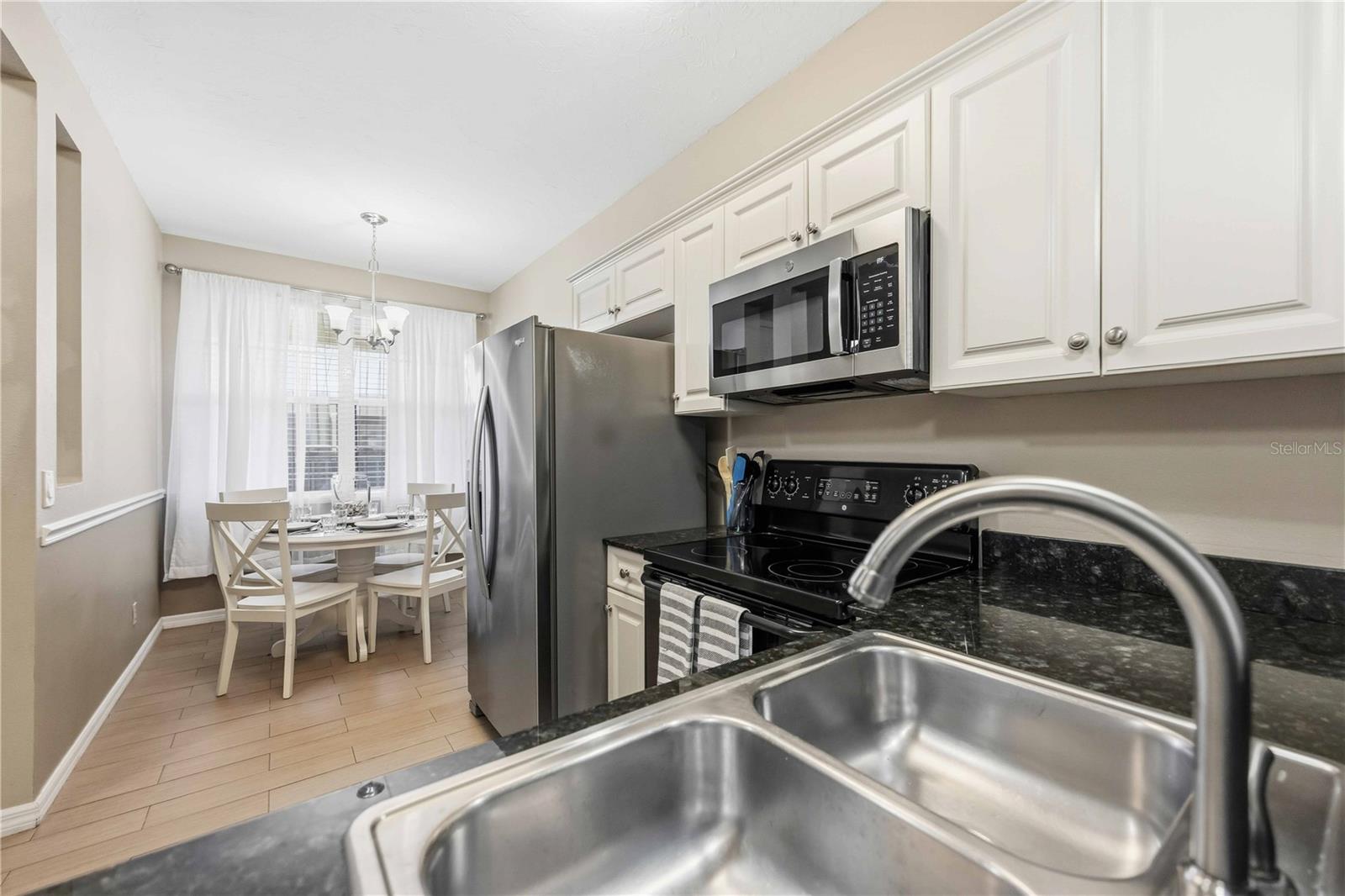 ACADEMY RESORT LODGE - Residential