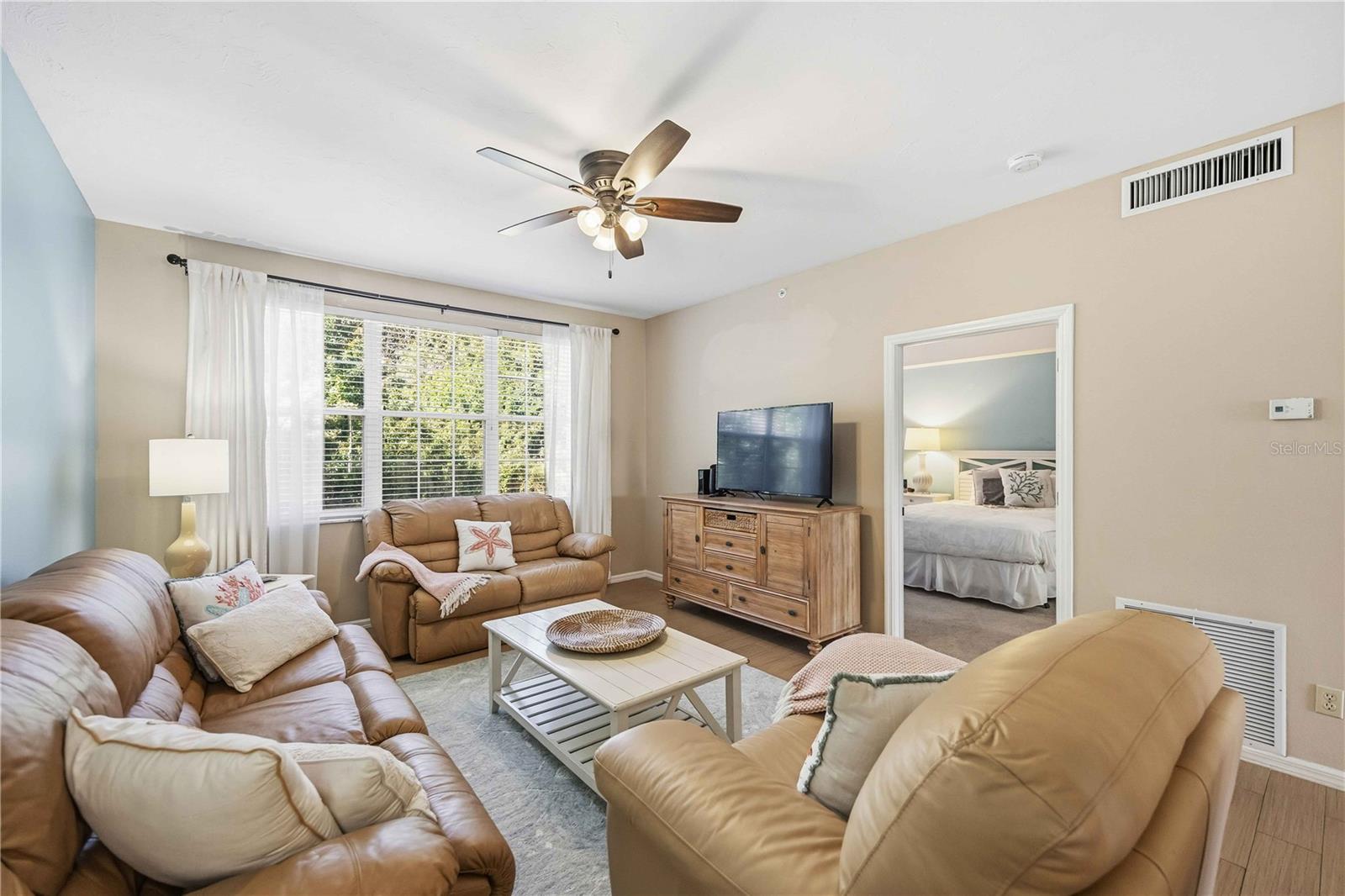 ACADEMY RESORT LODGE - Residential