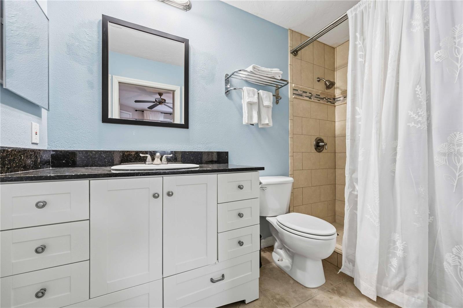 ACADEMY RESORT LODGE - Residential