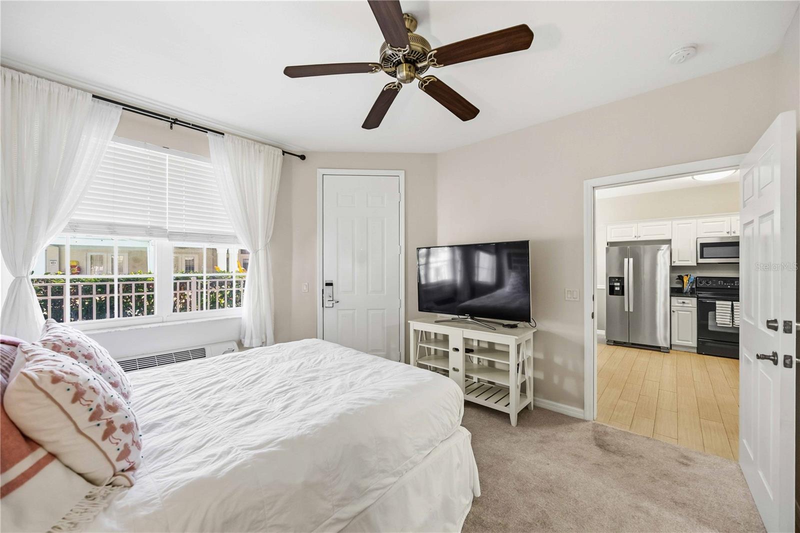 ACADEMY RESORT LODGE - Residential