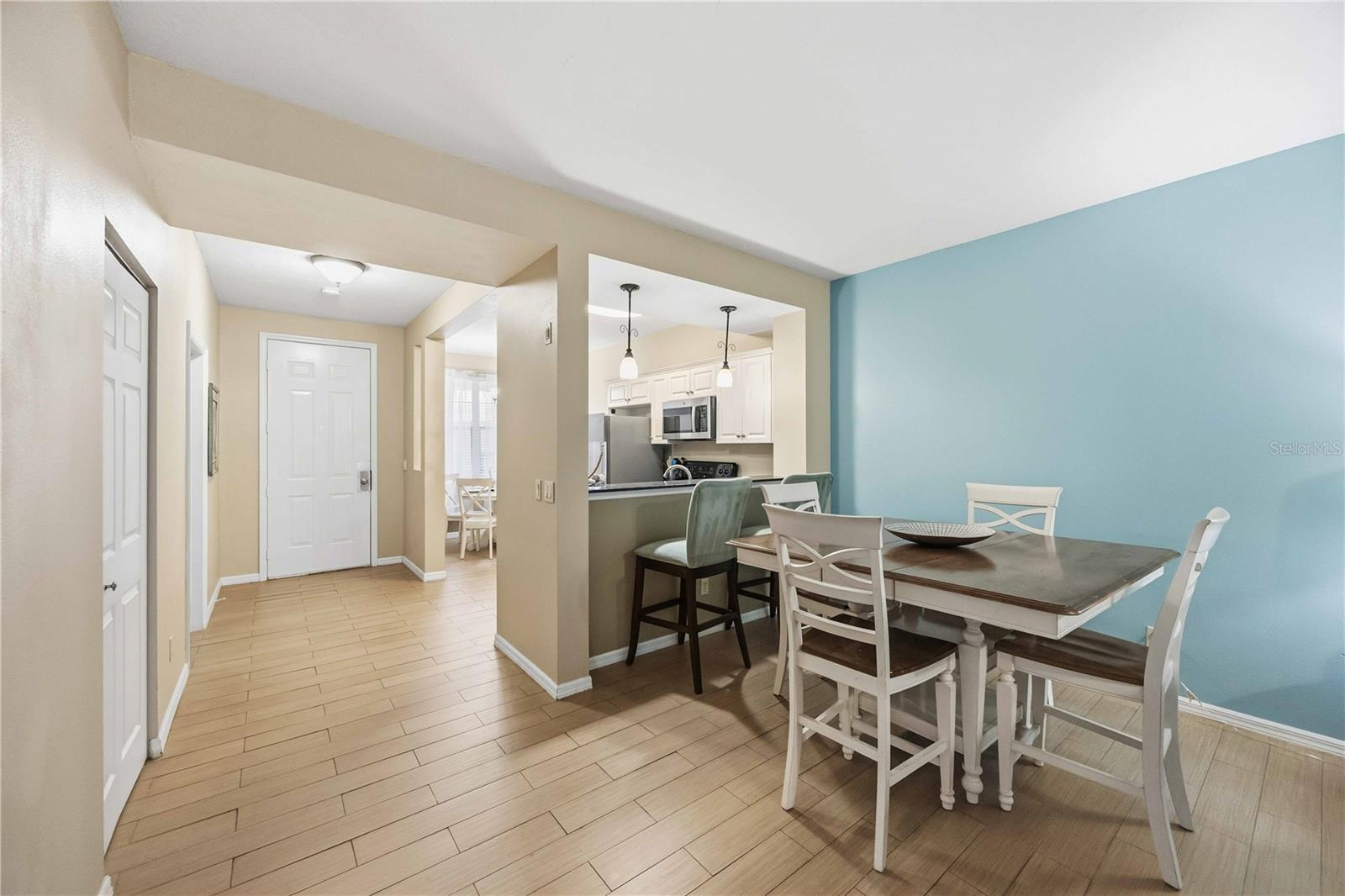 ACADEMY RESORT LODGE - Residential