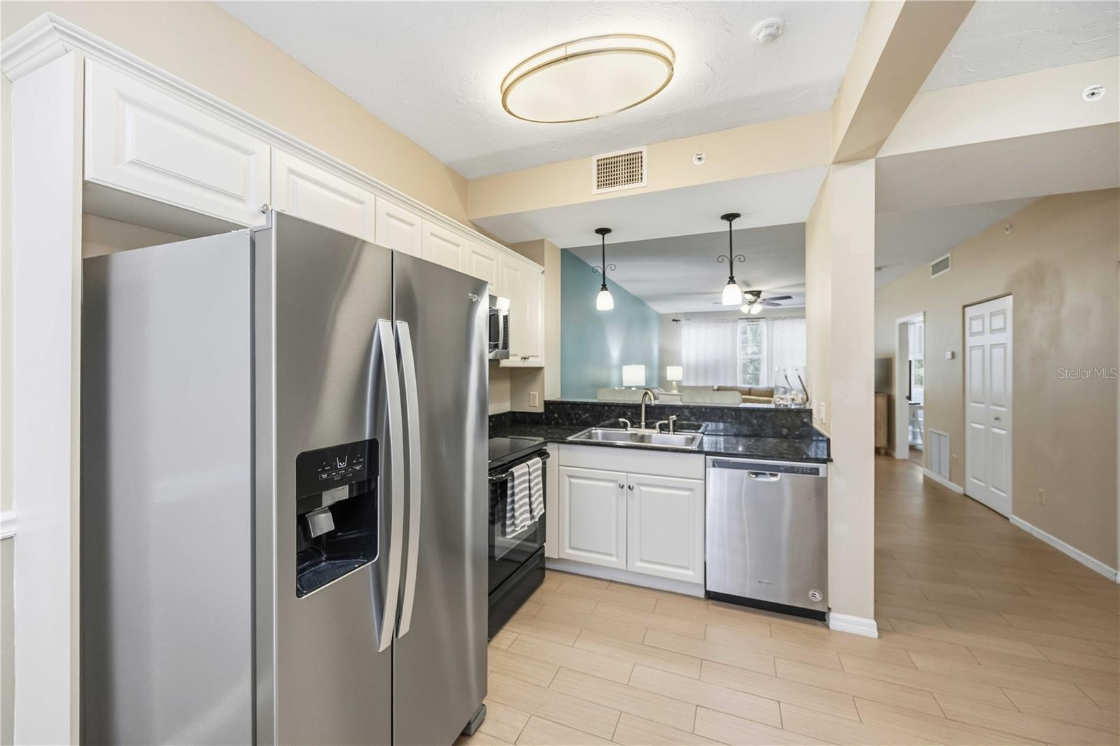 ACADEMY RESORT LODGE - Residential