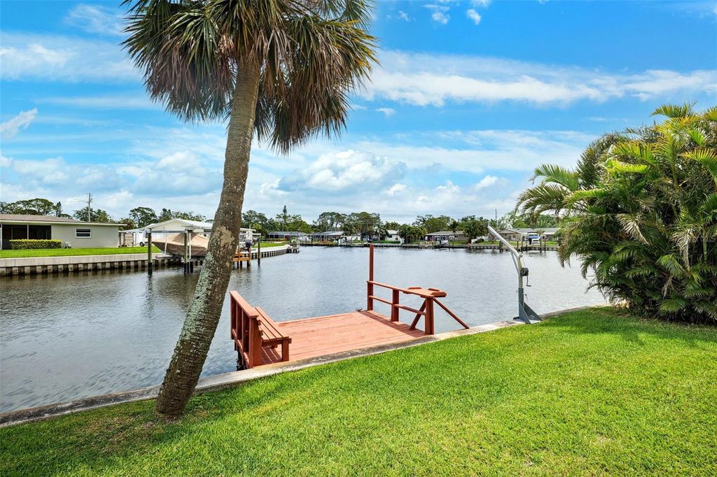 Photo of 5201 Dover Street NE, St Petersburg, FL 33703 (MLS # TB8370040)