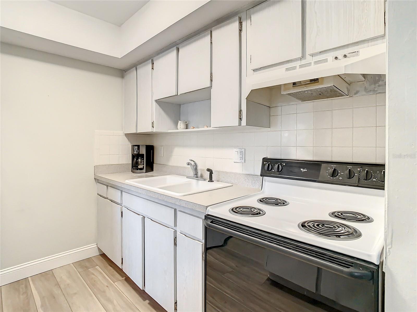 HEATHER LAKE APTS CONDO - Residential