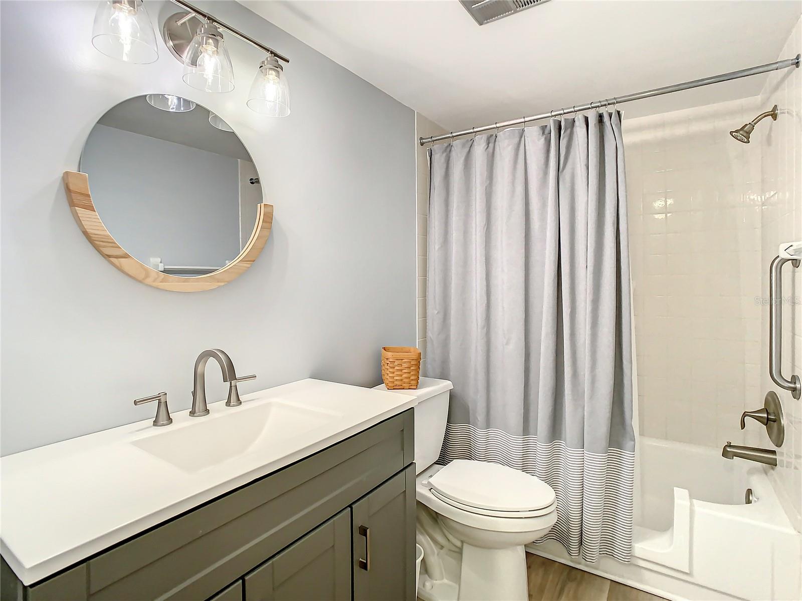 HEATHER LAKE APTS CONDO - Residential