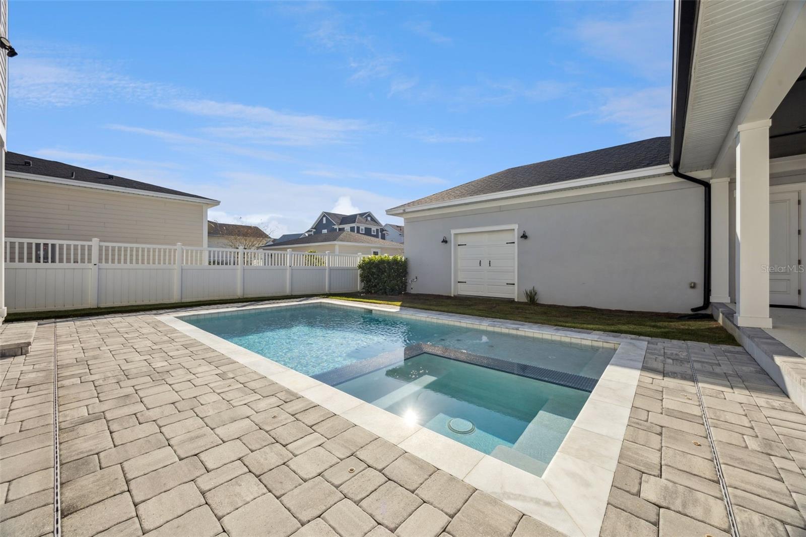 OAKLAND PARK - Residential